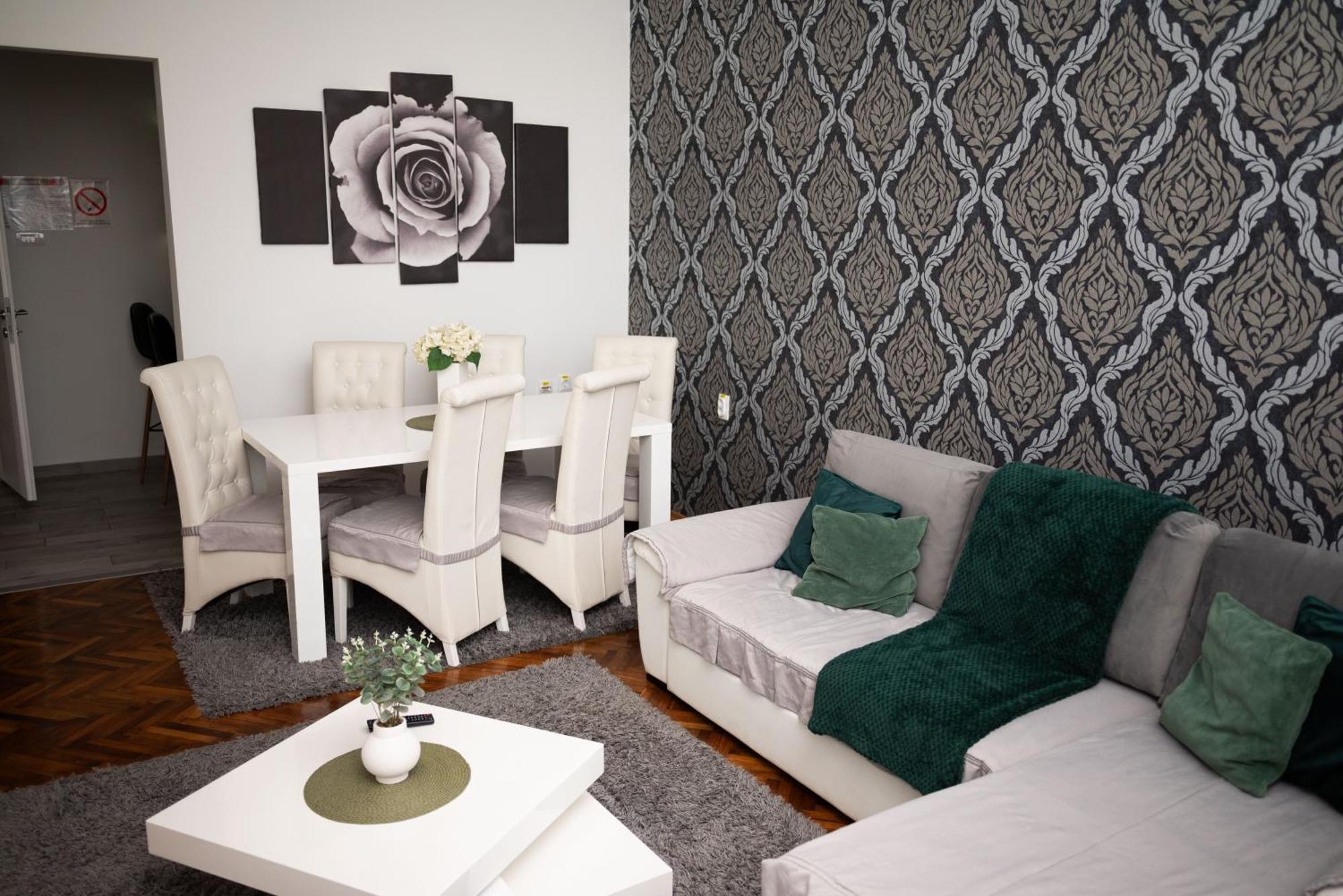 Apartment Primula Суботиця Екстер'єр фото
